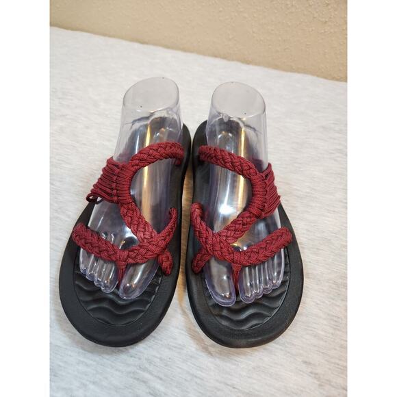 Megnya Women's Burgundy Braided Sandals‎ Size 11 - Picture 6 of 8
